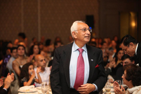 402029_458654790832007_386425963_n