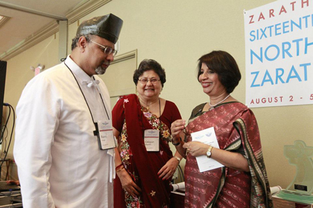 551243_457932400904246_1135763155_n